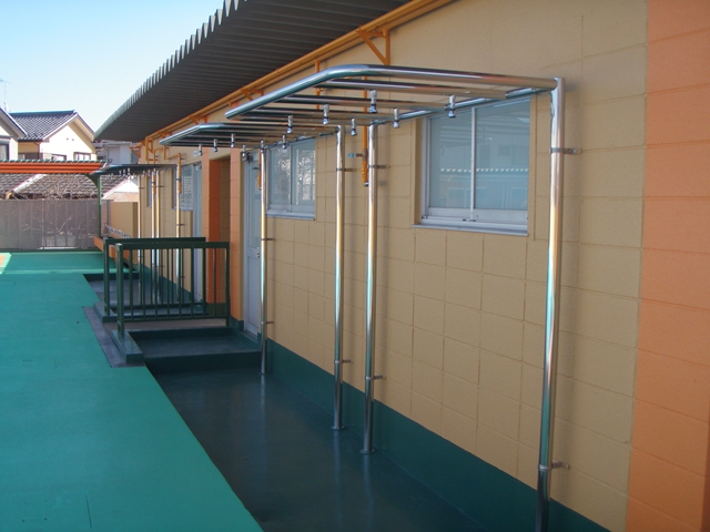 北本市立　西小学校プール