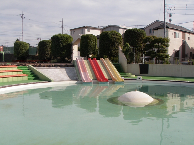 新座市　大和田ファミリープール